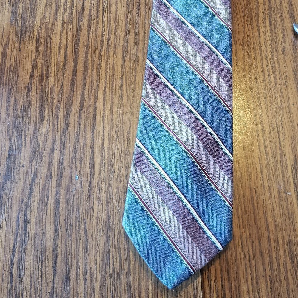 John Weitz Mens Purple And Blue Striped 3 Inch Wide Neck Tie